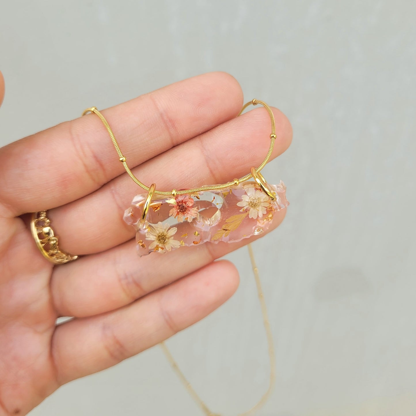 PR island necklace with mixed colors (random color)
