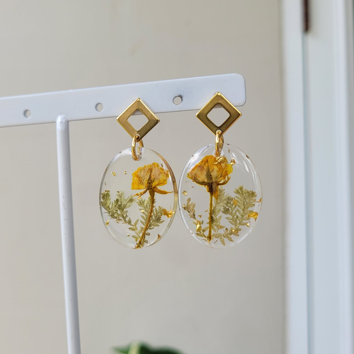Yellow rose set